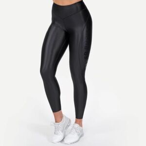 Better Bodies Versey Leggings V2 Black Size Medium NWT